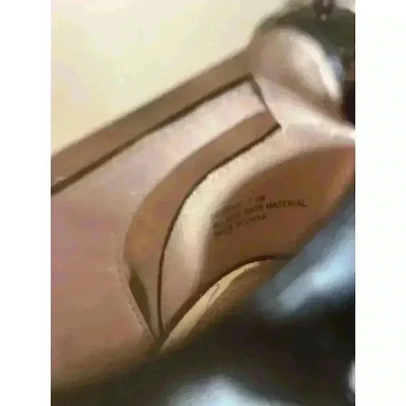 Andiamo Womens Black‎ Leather sz 7.5 Two Buckle Stiletto Heels - Picture 9 of 11